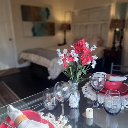 Sunset Studio With Full Kitchen And No Fee
